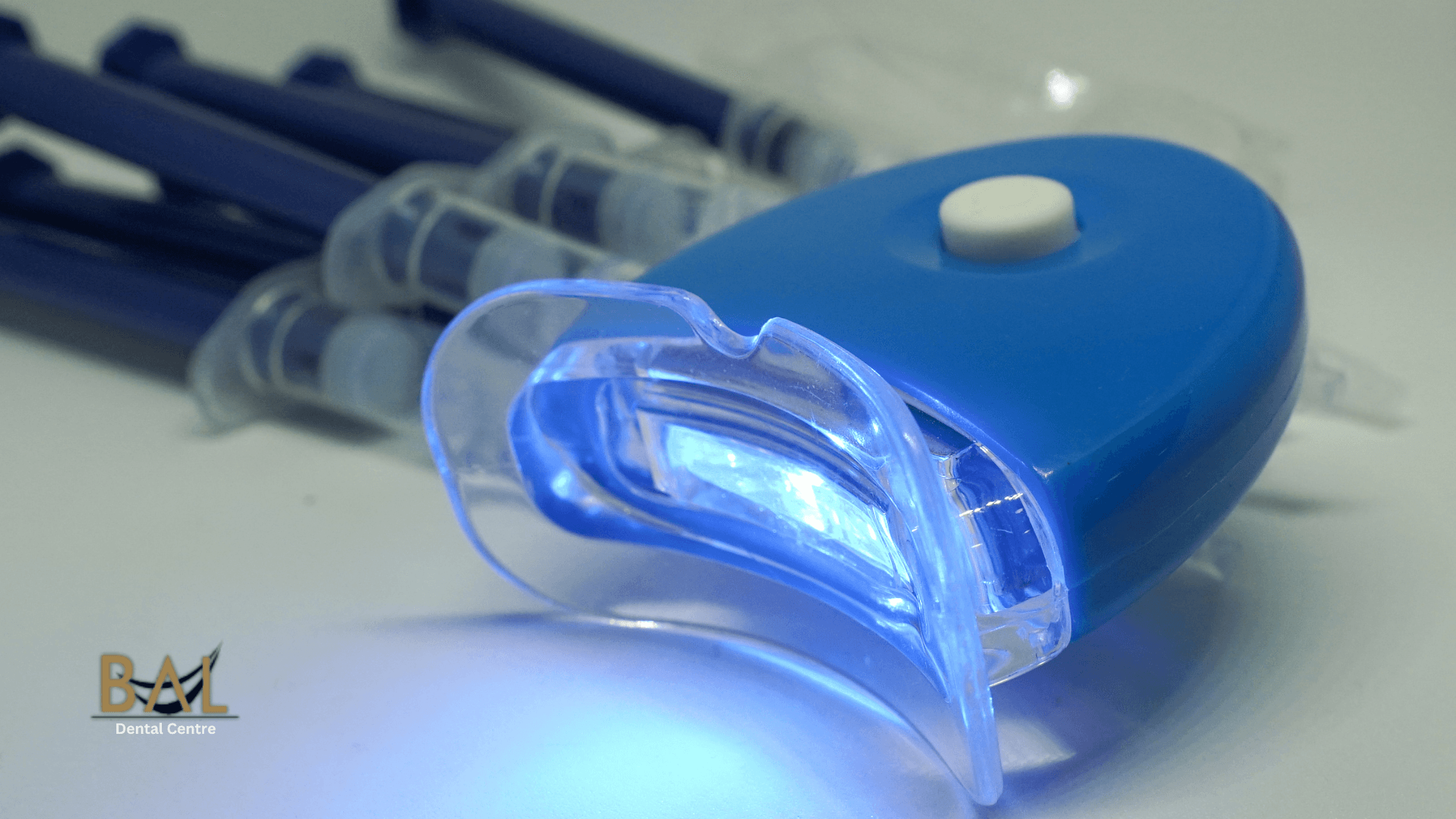 The Pros and Cons of DIY Teeth Whitening Kits